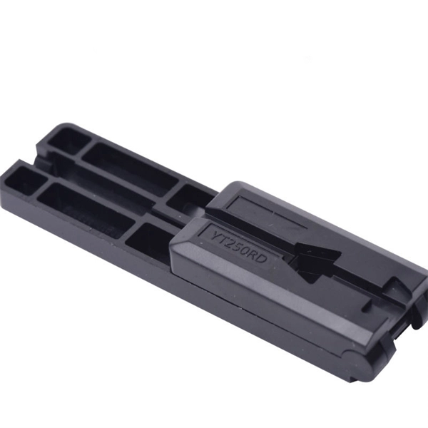 Specific iron bars for distribution boxes