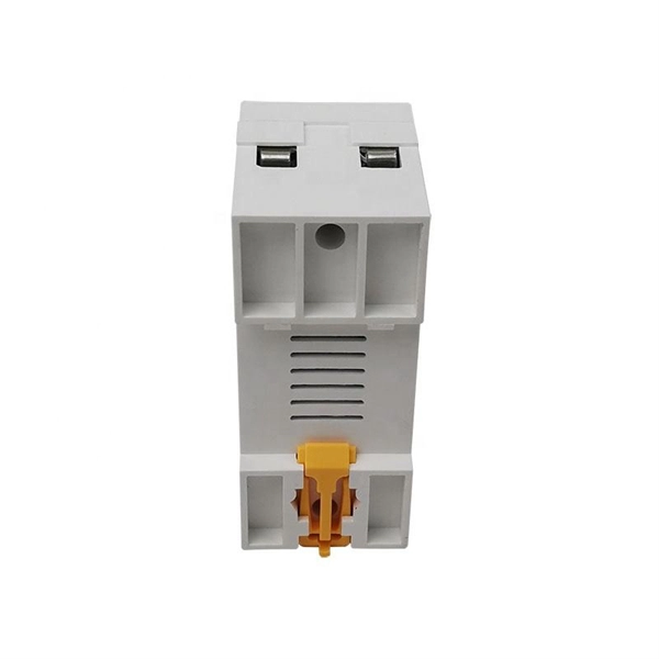 Distance requirements for incoming and outgoing lines to distribution boxes