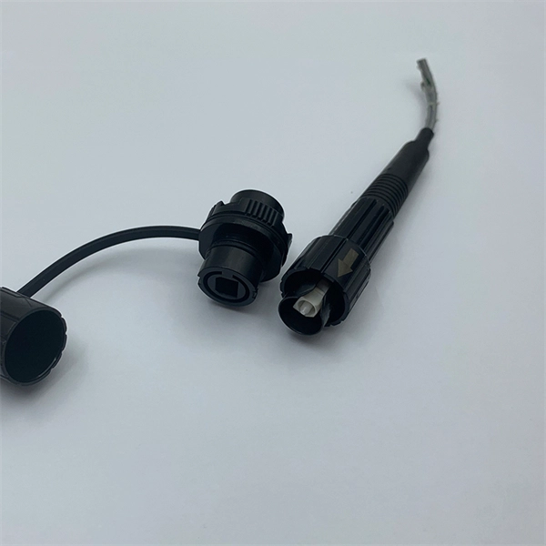 Flexible cable for primary distribution box