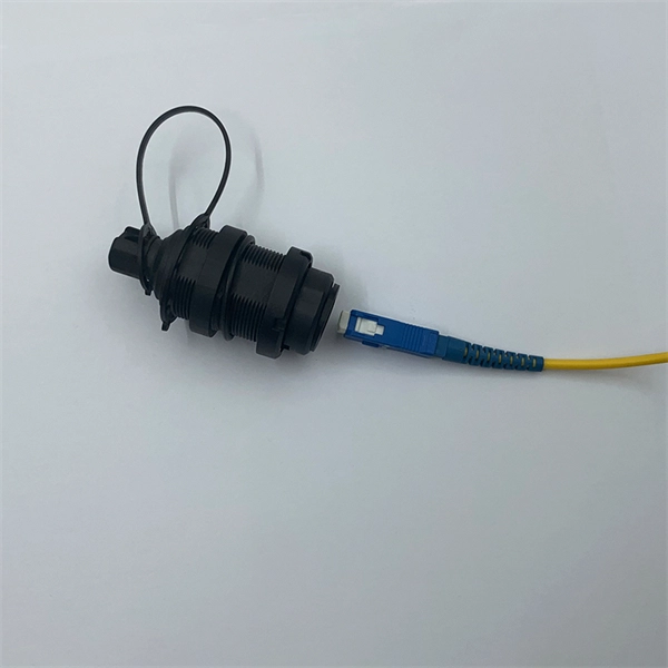 Eight-core four-group fiber optic patch cord connection method