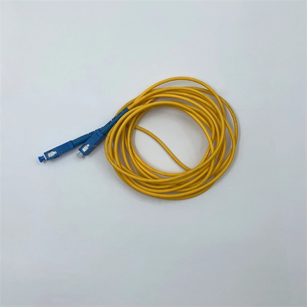 Fiber optic array angle testing instrument