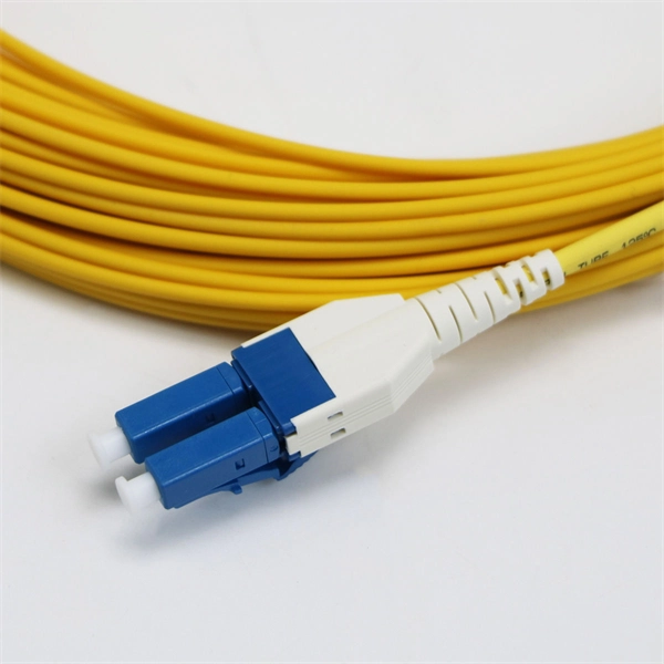 How to wind electrical wires in a household distribution box
