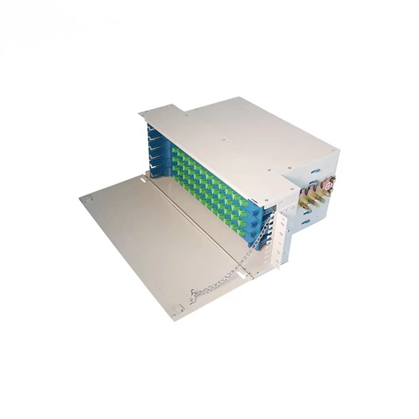 What kind of cable trays are there 